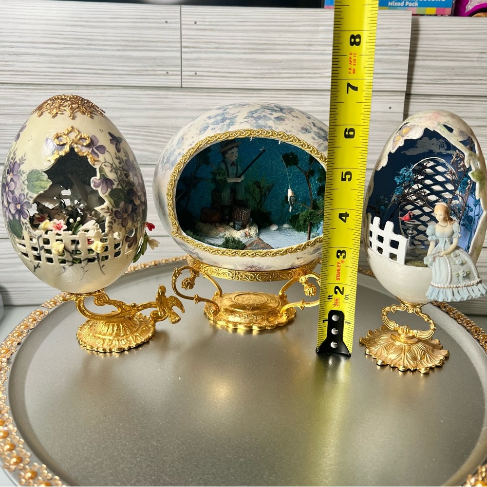 Vintage 3 Easter Egg Carving 3D Victorian Ceramic Faux Gold Stand Floral display - Picture 16 of 17